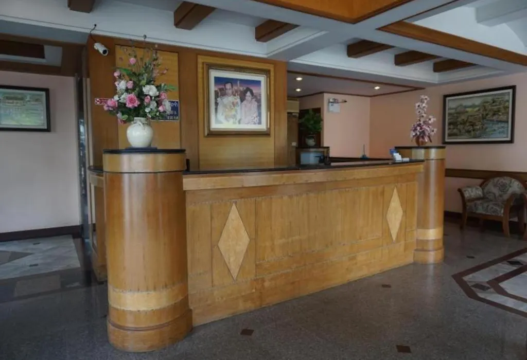 Tanaphat Hatyai Hotel-1